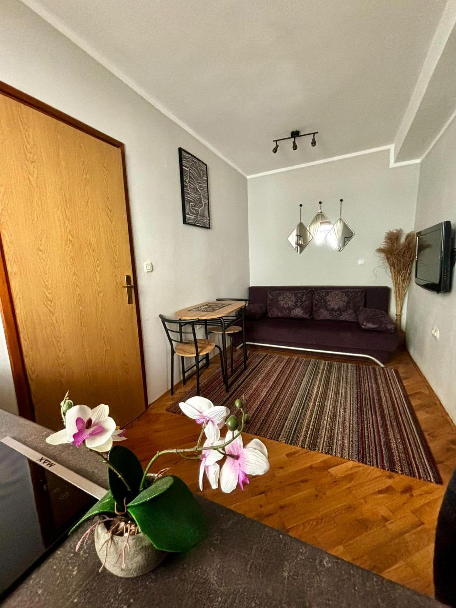 Apartment Mila ซาราเยโว ภายนอก รูปภาพ